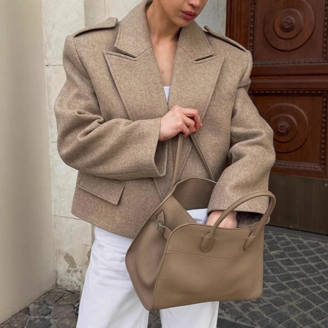 レディースツイードショルダーパッドスーツジャケットオフィスプ - Women Formal Wear Stitching のレビューと価格
